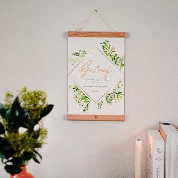 Textielposter Geloof A4 met Houten Hangers